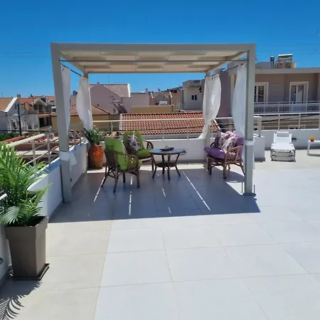 Bella Bianca , 200m From Square דירה