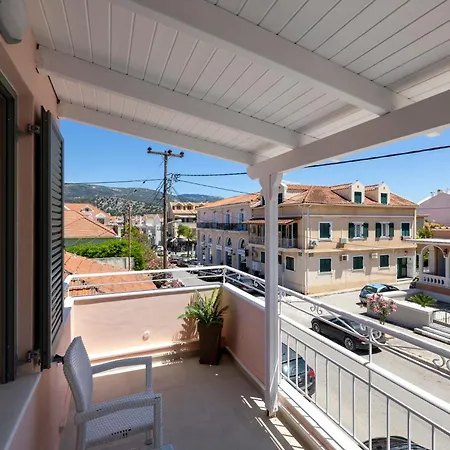 Bella Bianca , 200m From Square Appartement *